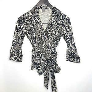 Ann Taylor Wrap Around Blouse Sz 2P Black & Cream